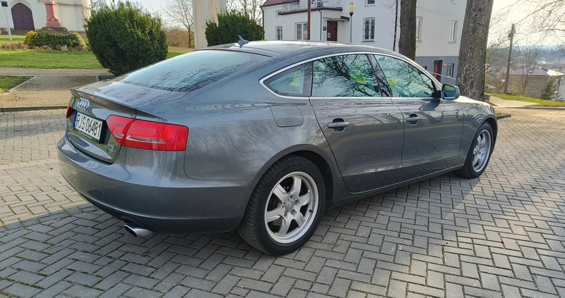 Audi A5 cena 43700 przebieg: 230000, rok produkcji 2011 z Jasło małe 46